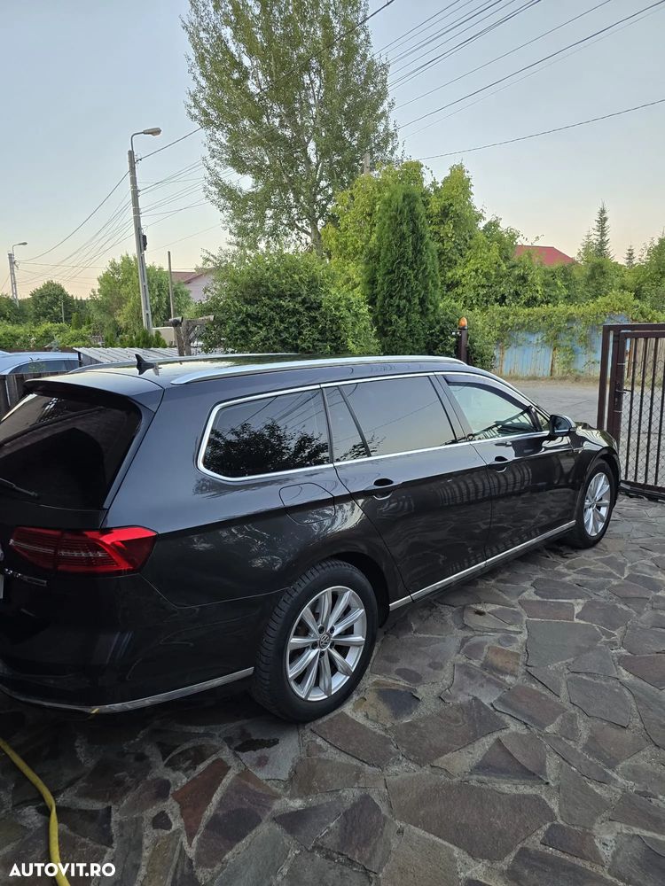 Volkswagen Passat Variant 2.0 TDI DSG 4Motion Highline - 3
