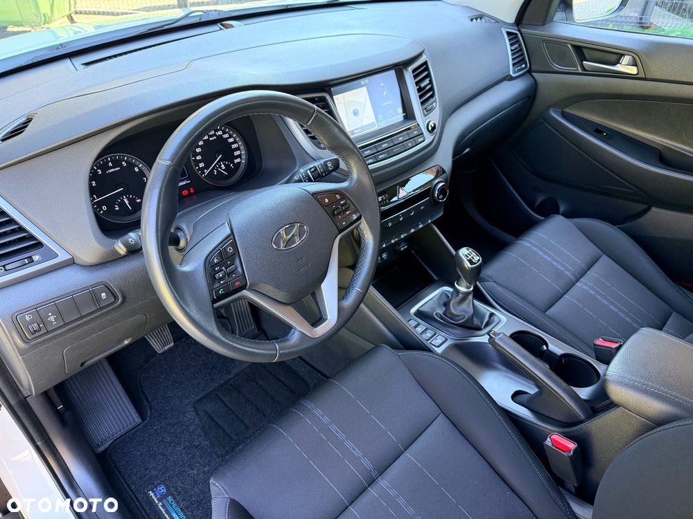 Hyundai Tucson blue 1.6 GDi 2WD Navi - 17