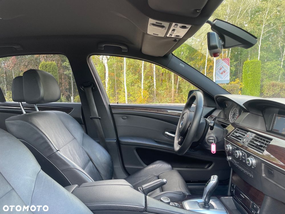 BMW Seria 5 - 38