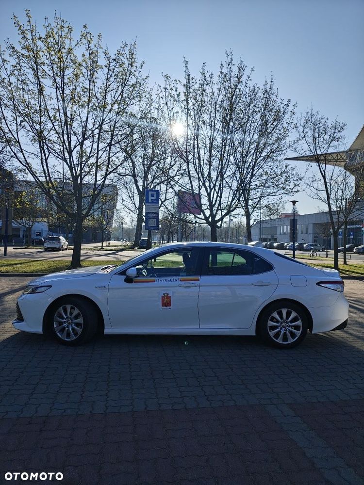 Toyota Camry 2.5 Hybrid Comfort CVT - 5