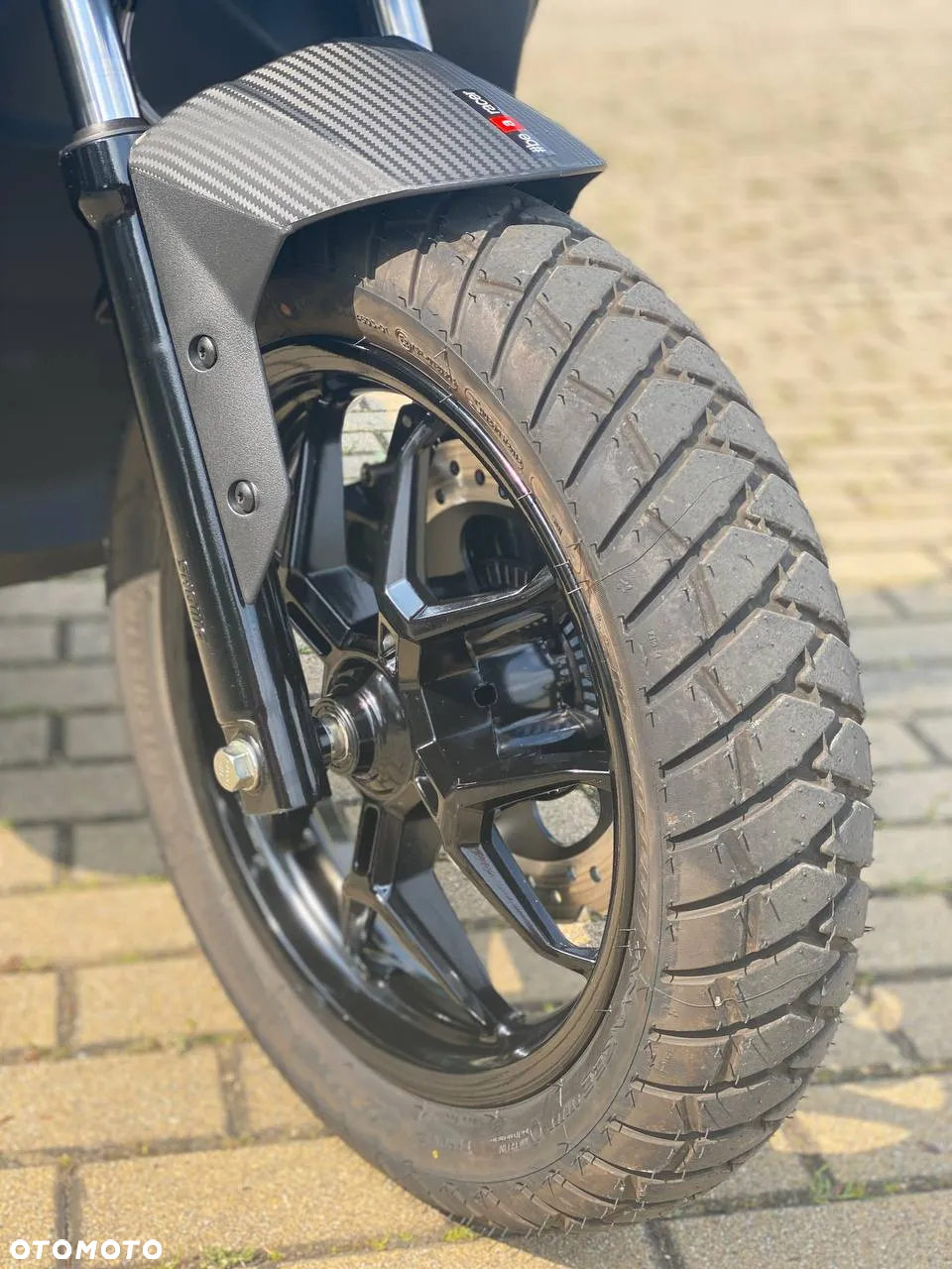 Aprilia SR - 10