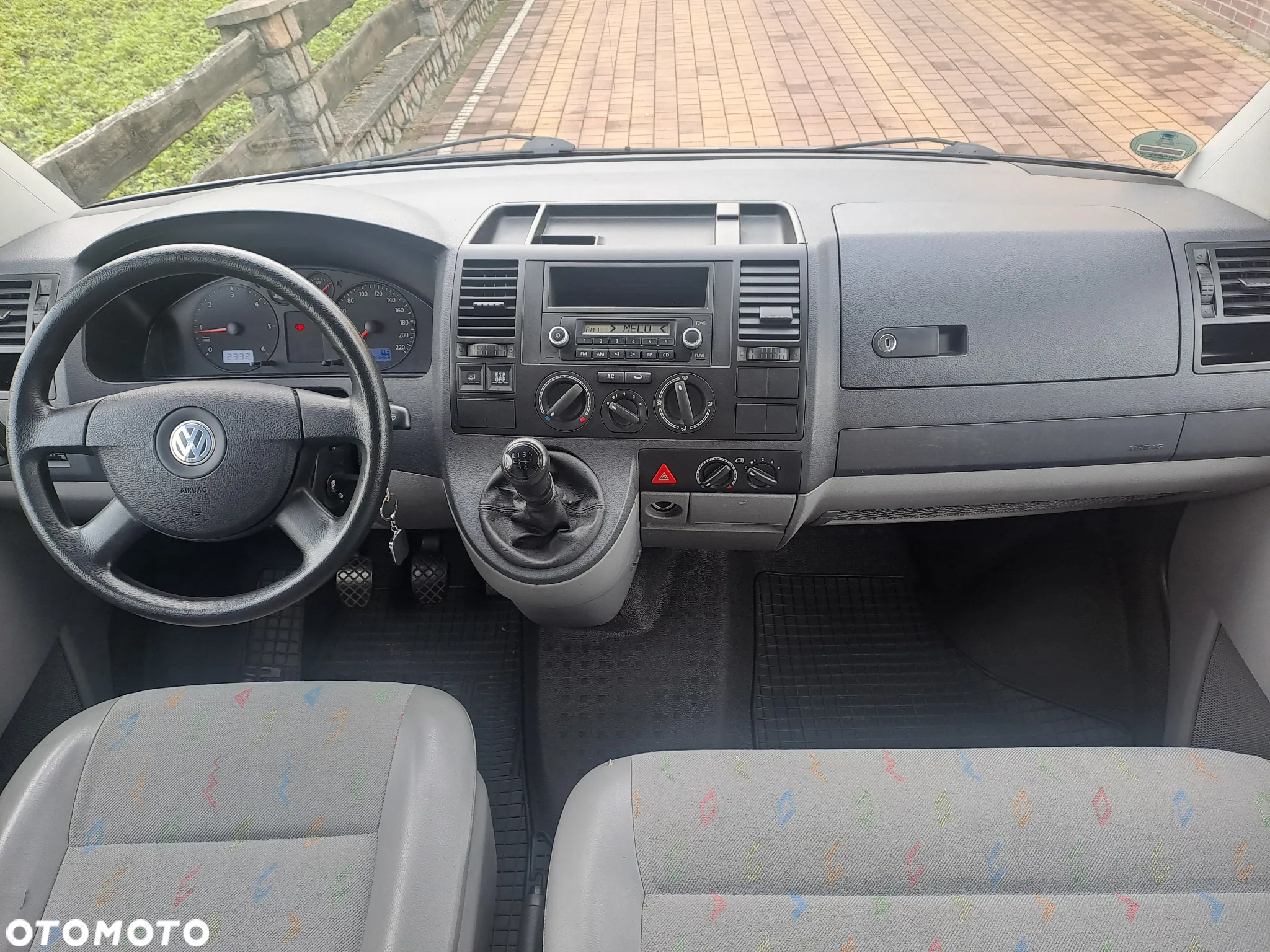 Volkswagen Transporter T5 TDI L2H1 - 13