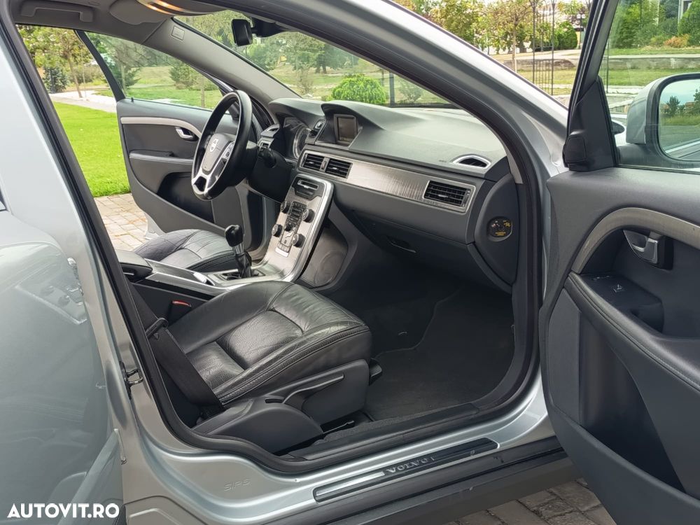 Volvo XC 70 - 6