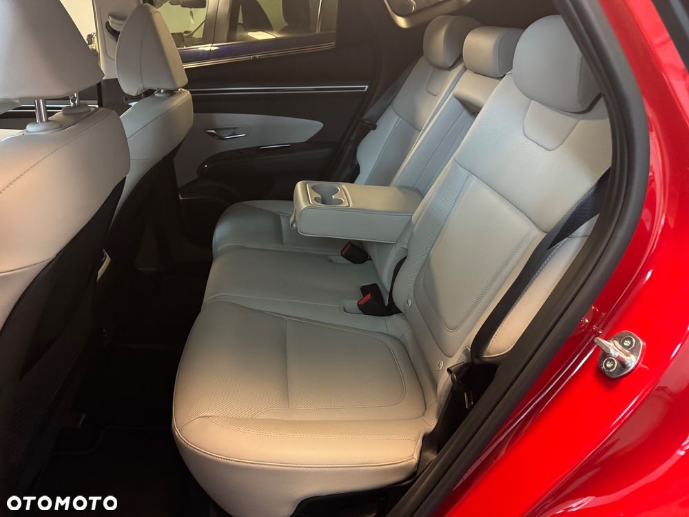 Hyundai Tucson 1.6 T-GDi HEV Platinum 4WD - 37