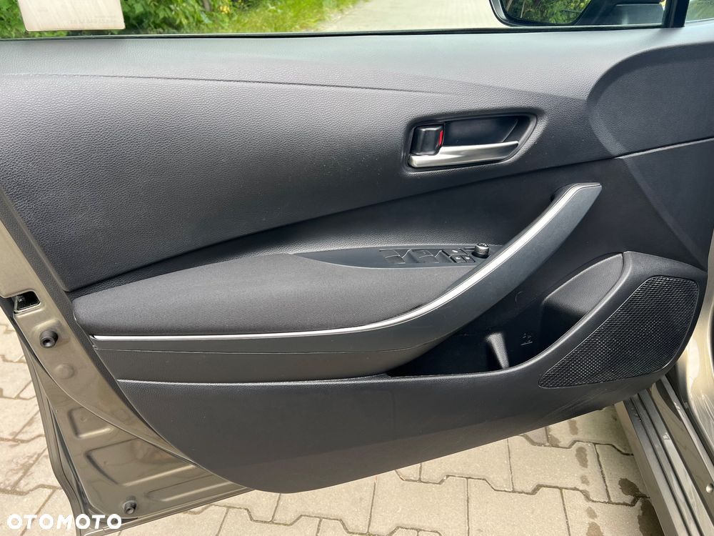 Toyota Corolla 1.8 Hybrid Active - 12