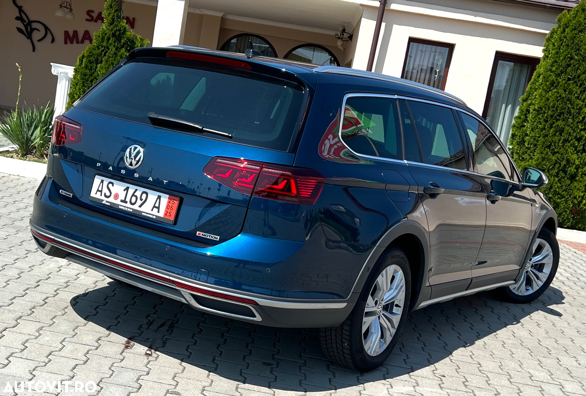 Volkswagen Passat Variant 2.0 TDI DSG 4Motion Highline - 4