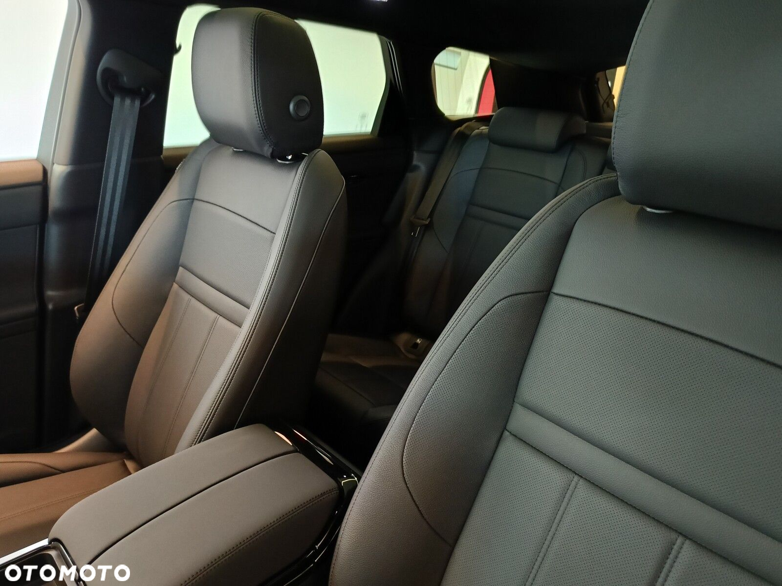 Land Rover Range Rover Evoque - 14