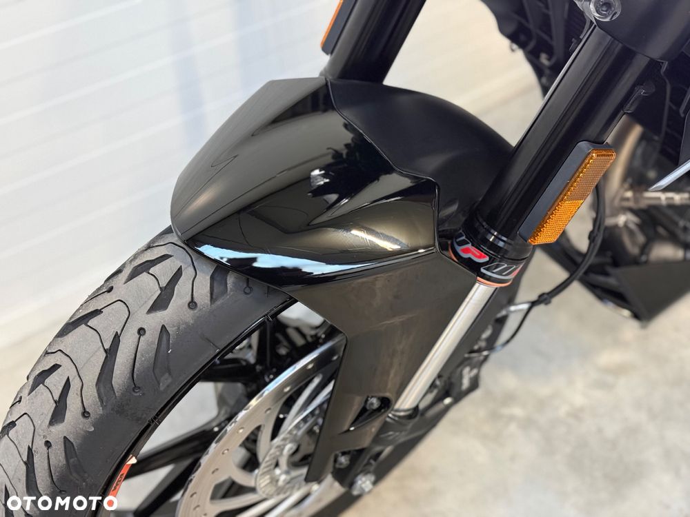 KTM Duke - 23