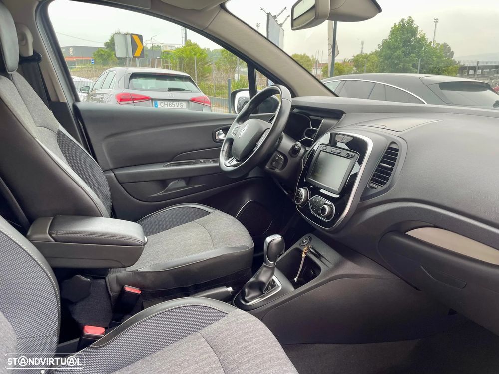 Renault Captur TCe 150 EDC GPF INTENS - 13