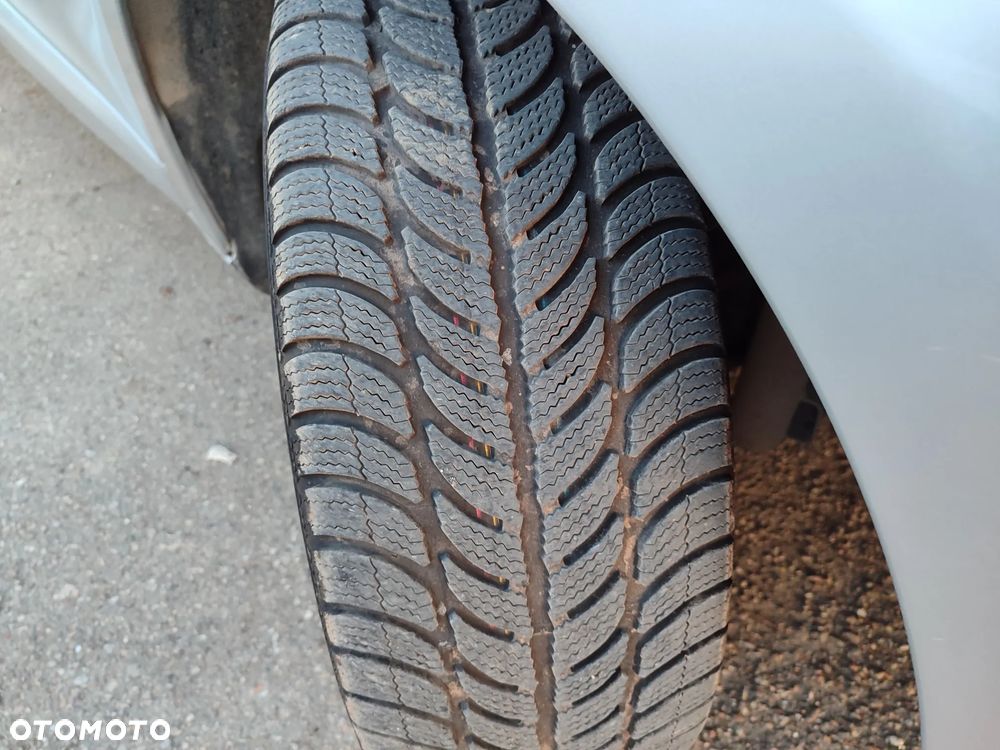 Renault Megane 1.5 dCi Bose - 15