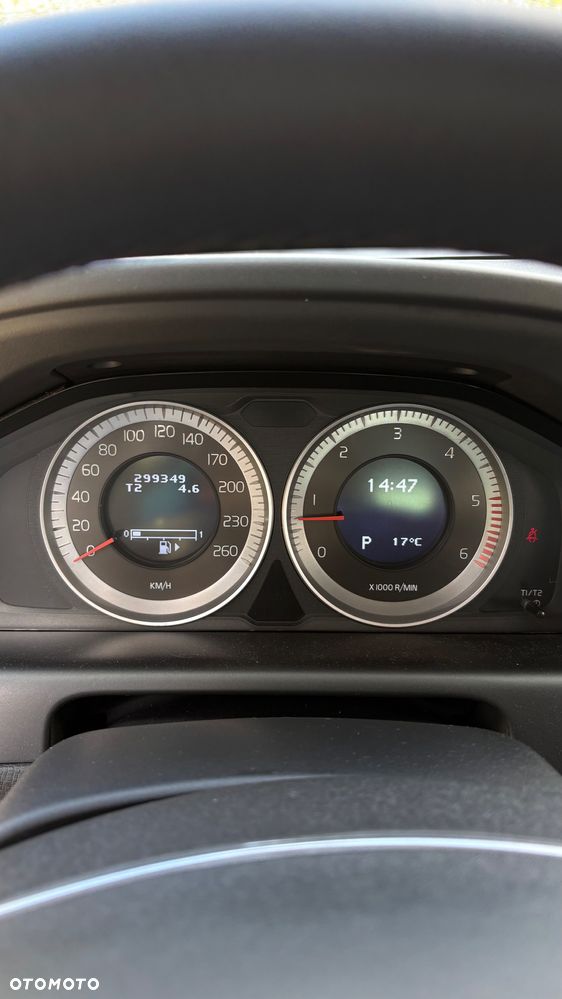 Volvo XC 60 2.4D AWD - 9