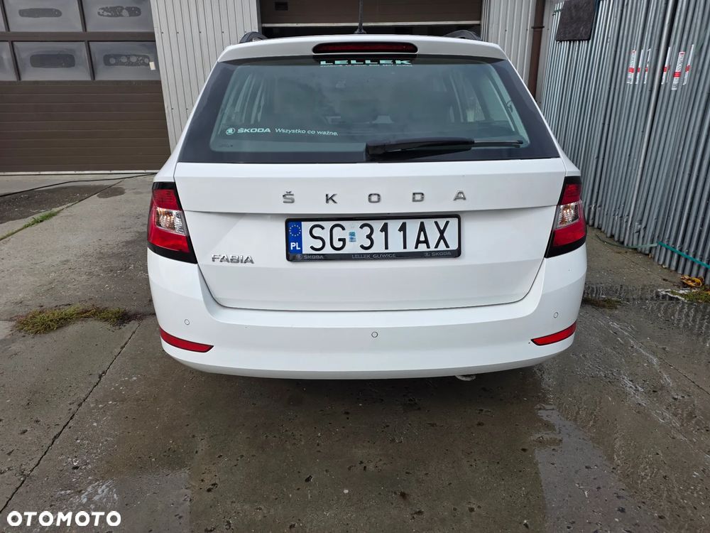 Skoda Fabia 1.0 TSI Ambition - 8
