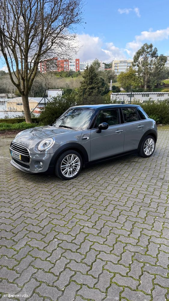 MINI 5 Portas Cooper D Auto - 3