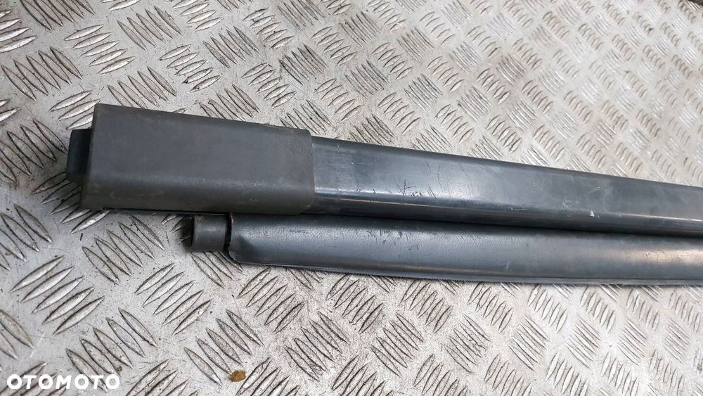 ROLETA BAGAŻNIKA MERCEDES-BENZ VANEO W414 MERCEDES W414 VANEO - 4