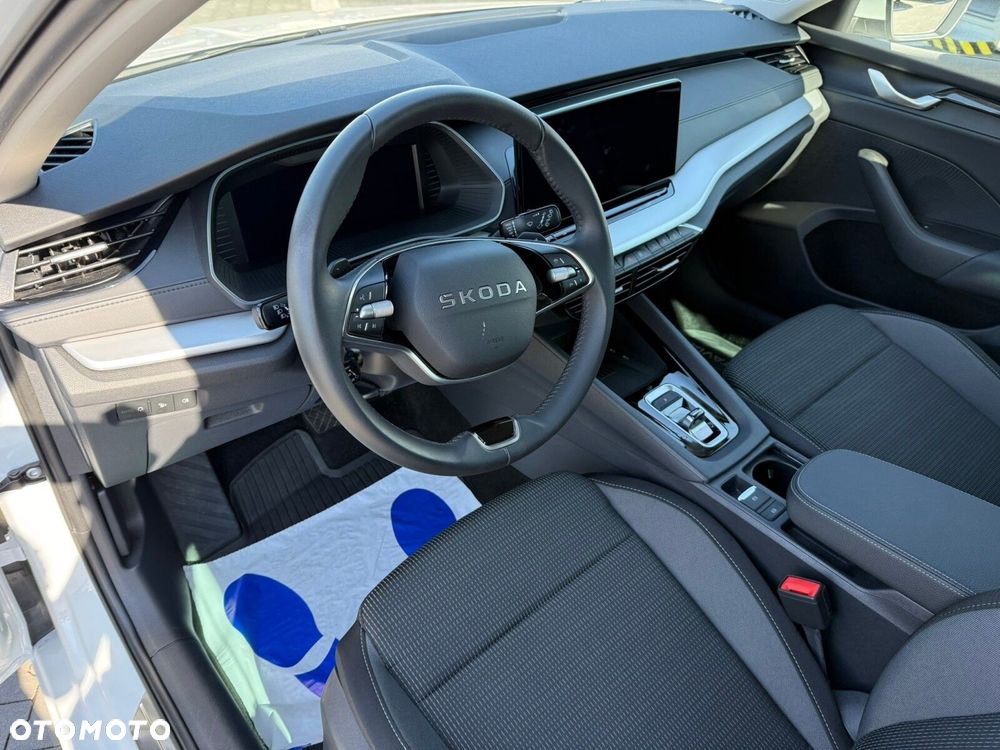 Skoda Octavia 1.5 TSI mHEV Edition 130 Selection DSG - 10