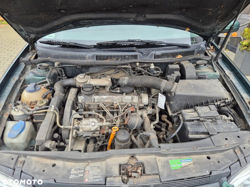 Volkswagen Golf 1.9 TDI CL - 15