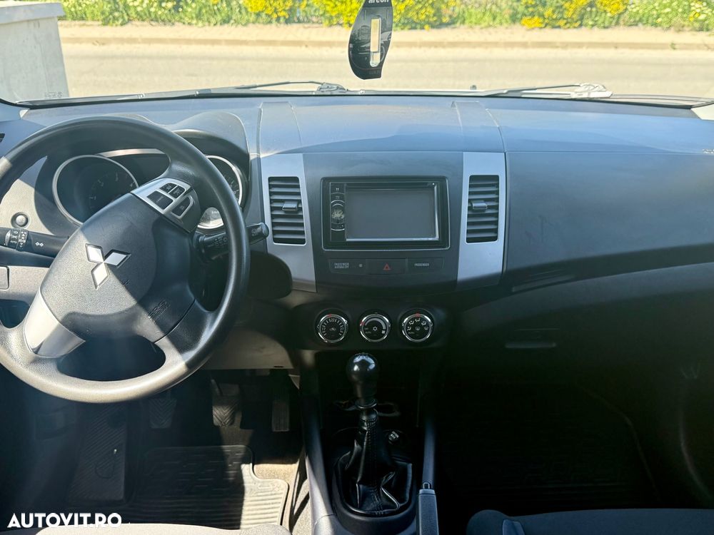 Mitsubishi Outlander 2.2 DI-D 4WD Instyle A60 - 6