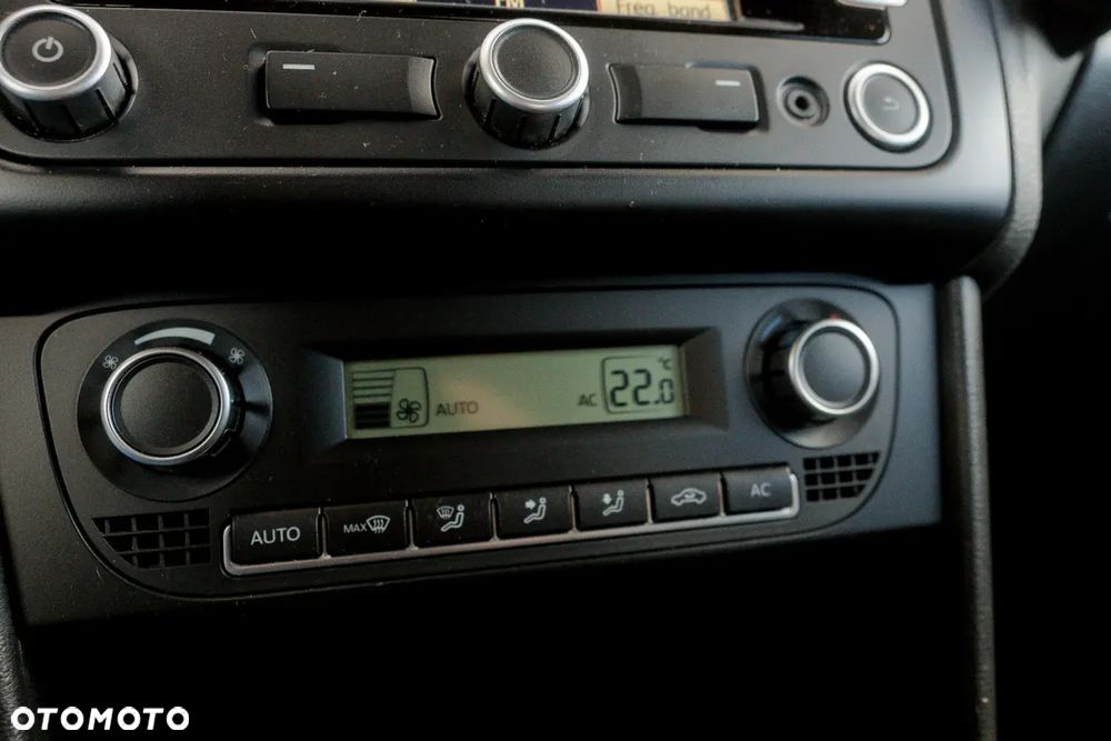 Volkswagen Polo 1.4 16V Highline - 26