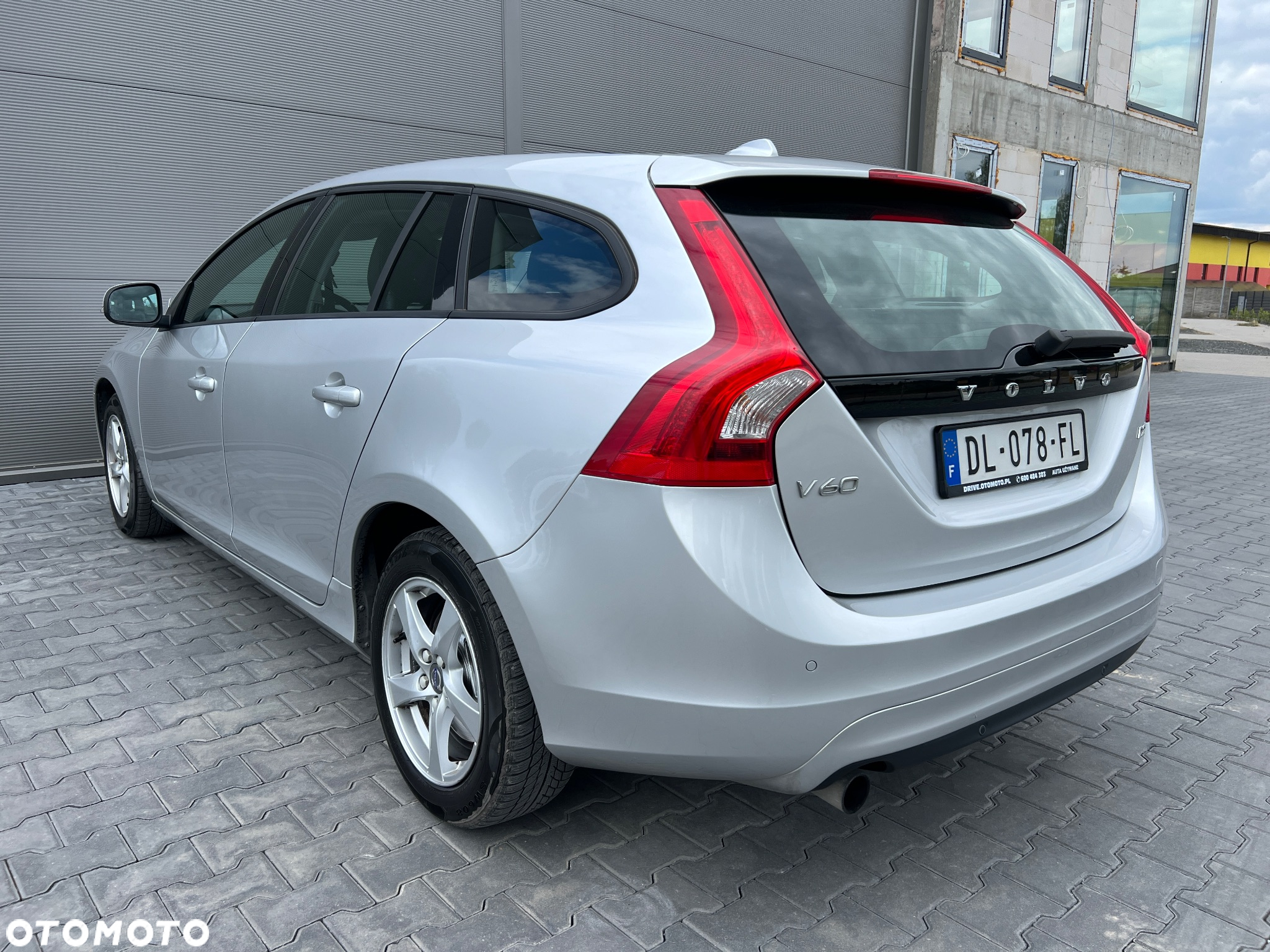 Volvo V60 D2 Kinetic - 10