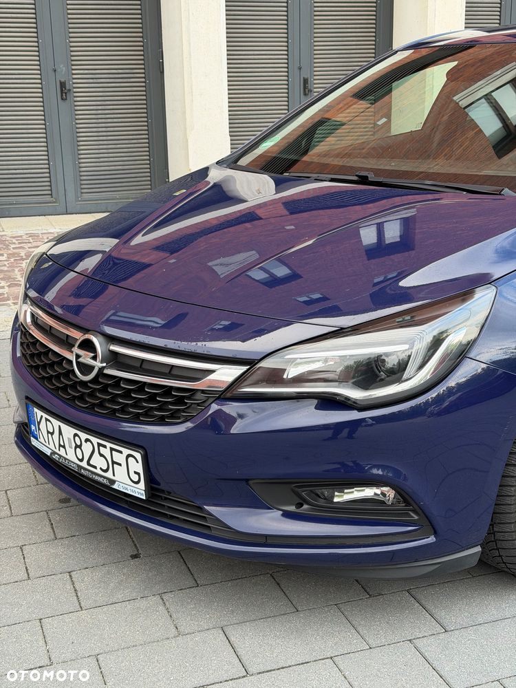 Opel Astra 1.6 T Enjoy S&S - 29