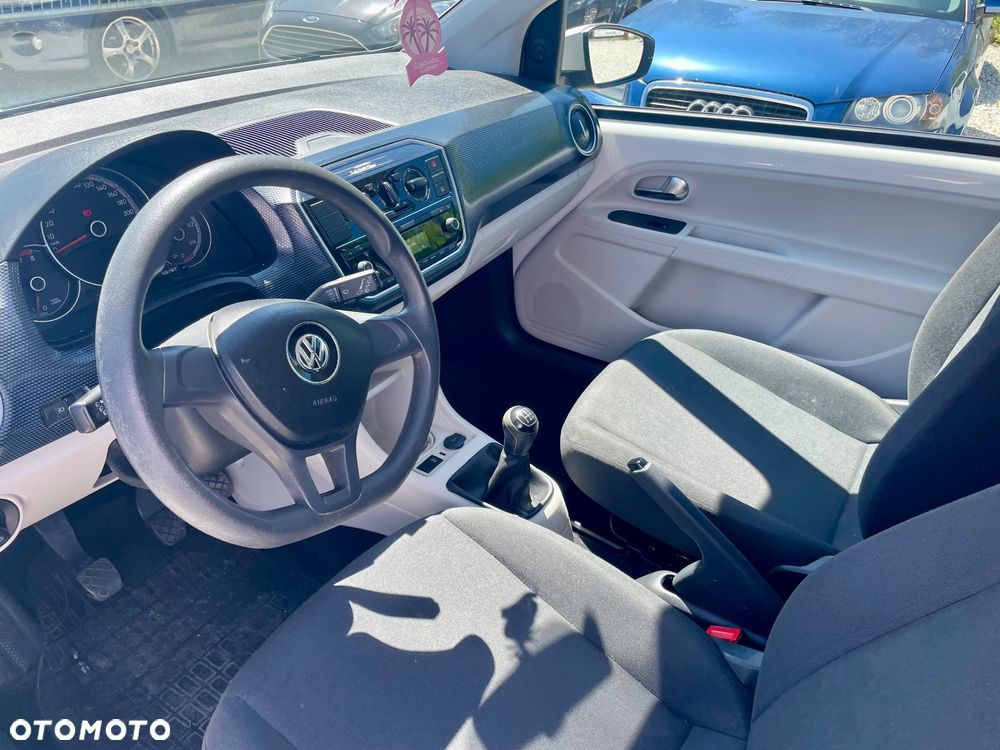 Volkswagen up! 1.0 high - 26