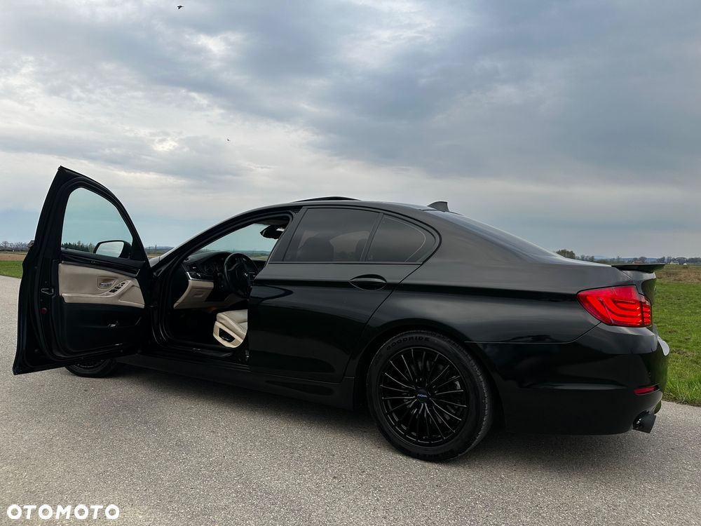 BMW Seria 5 535i Luxury Line - 9