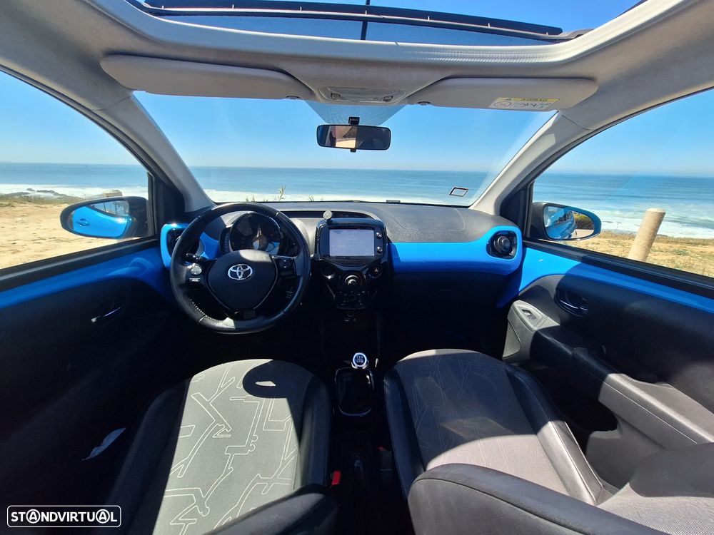 Toyota Aygo 1.0 X-Wave - 22