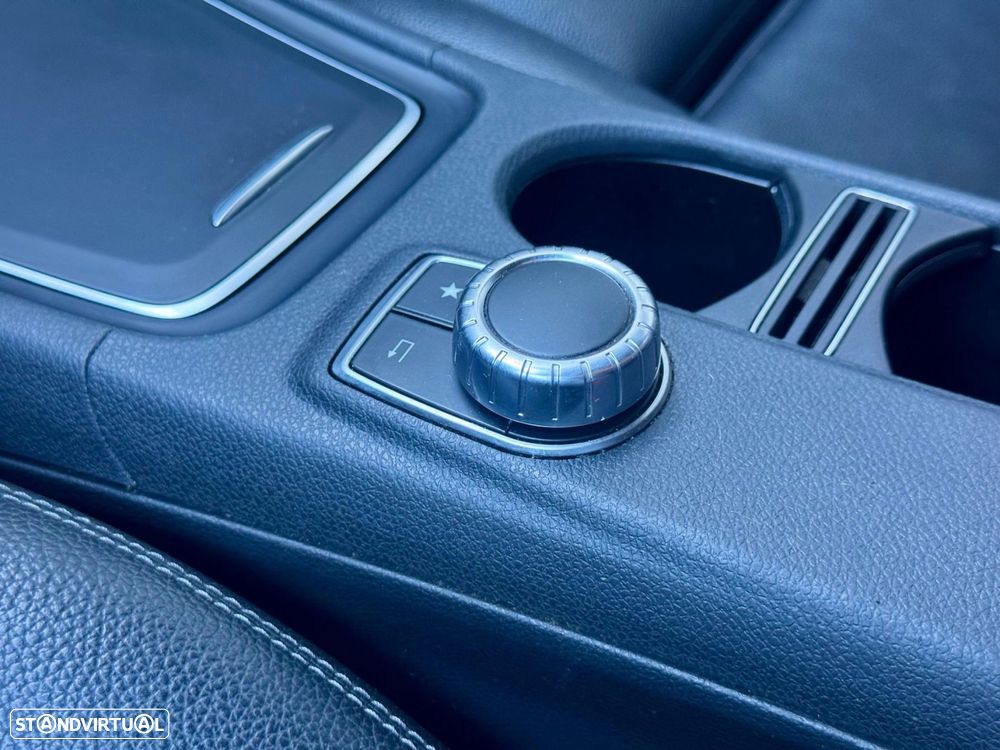 Mercedes-Benz CLA 180 7G-DCT Urban - 46