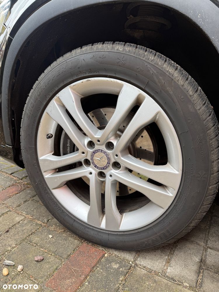 Mercedes-Benz GLA 220 d - 9