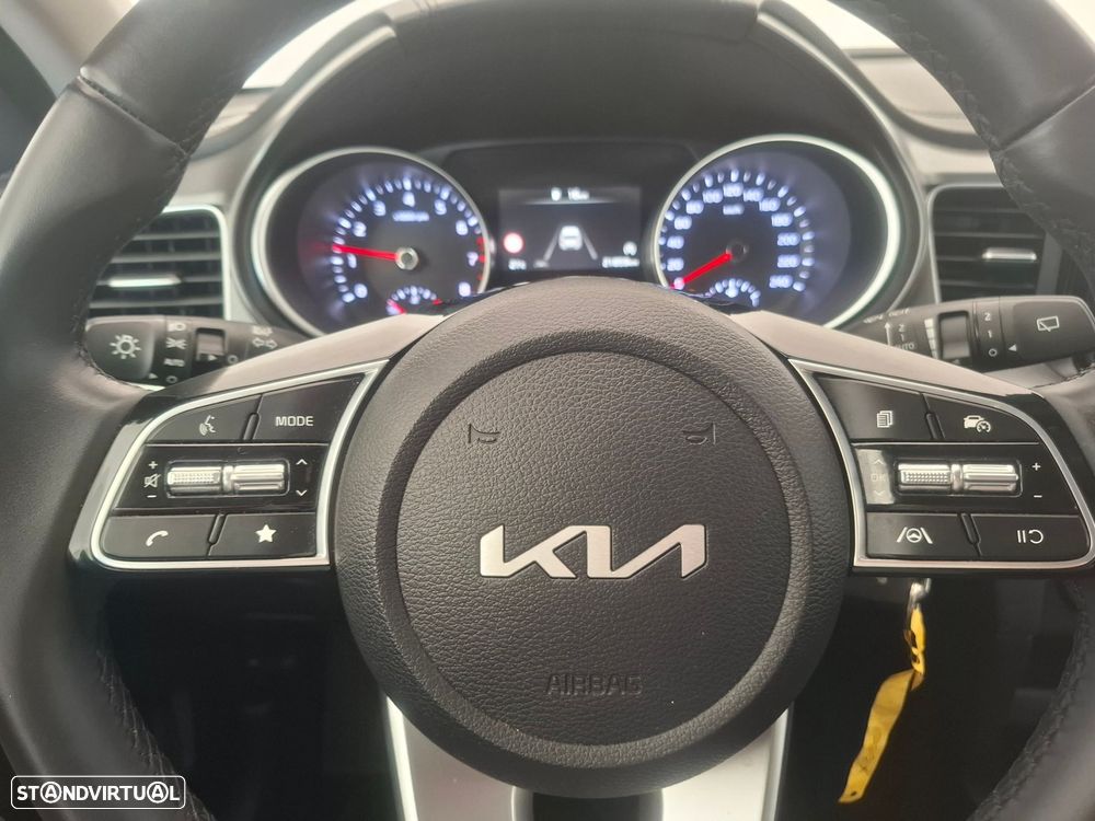 Kia XCeed 1.0 T-GDI Dynamic - 15