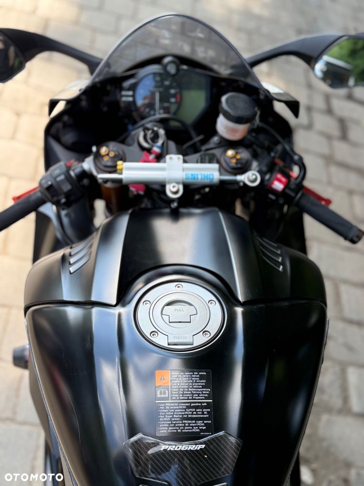 Yamaha R6 - 7