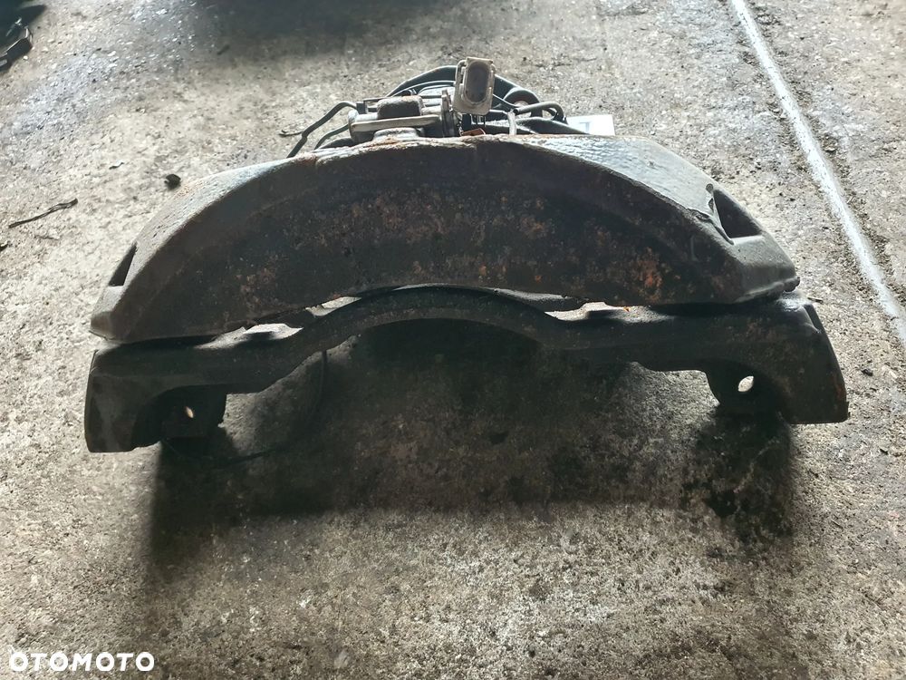 Zacisk hamulcowy DAF FX 106, SN7443, SN7453, prawy, lewy, demontaż - 2