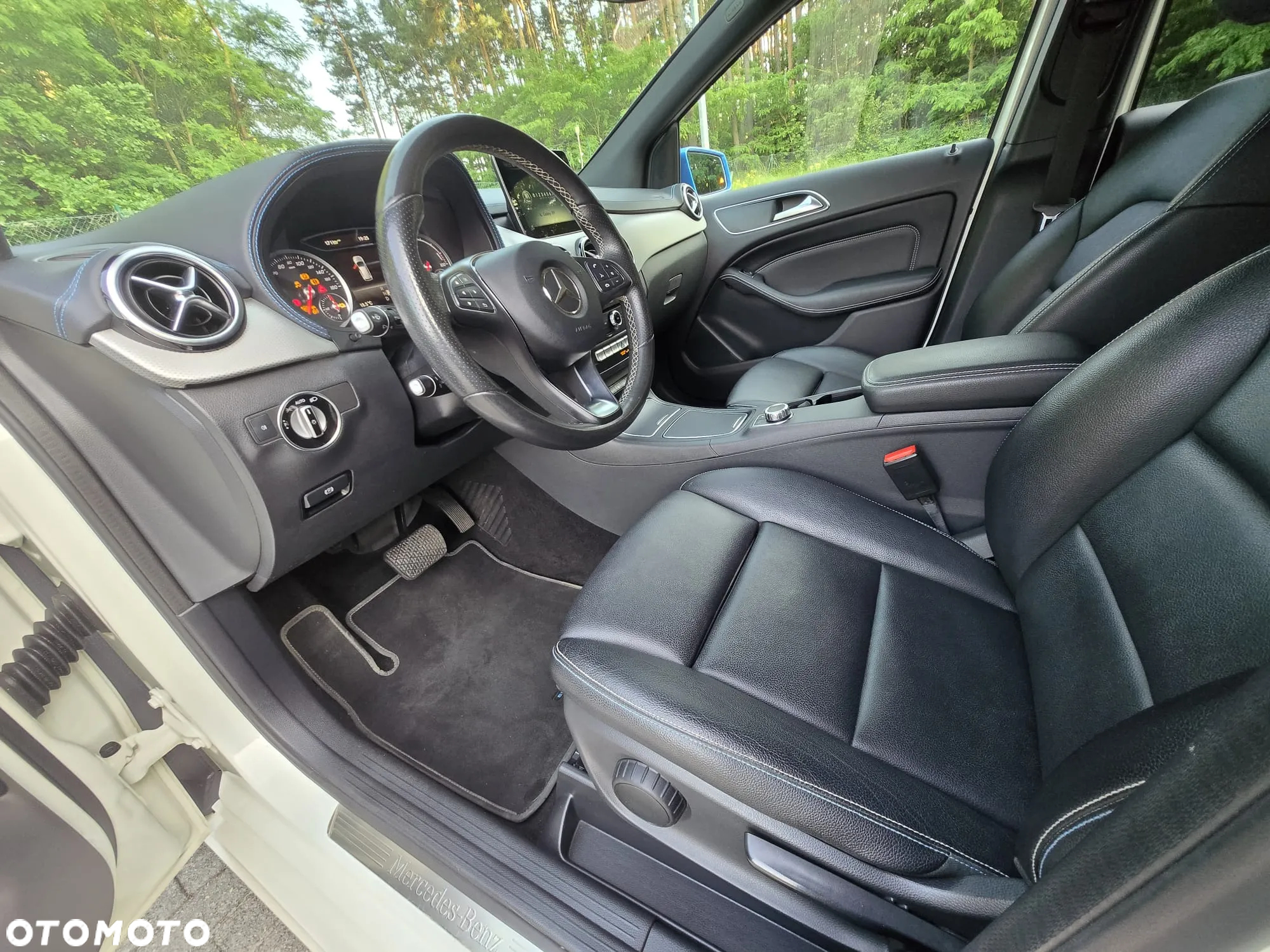 Mercedes-Benz Klasa B (Electric Drive) 250 e - 7