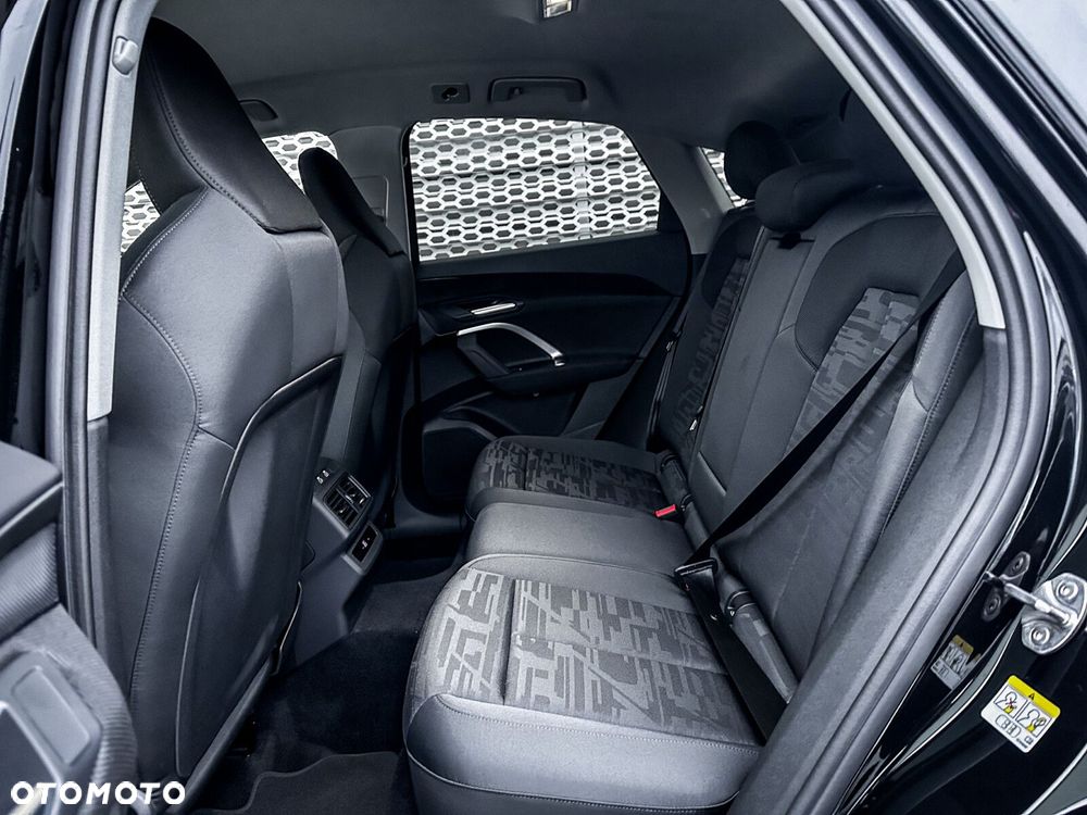 Audi Q5 Sportback - 32