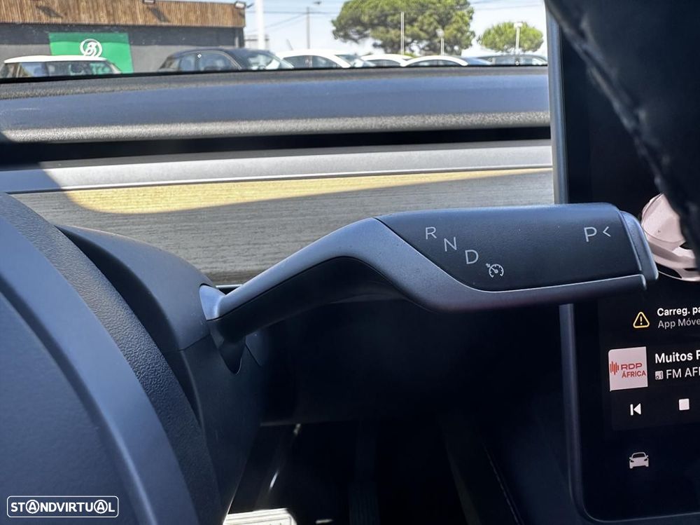 Tesla Model Y Long Range Tração Integral - 28
