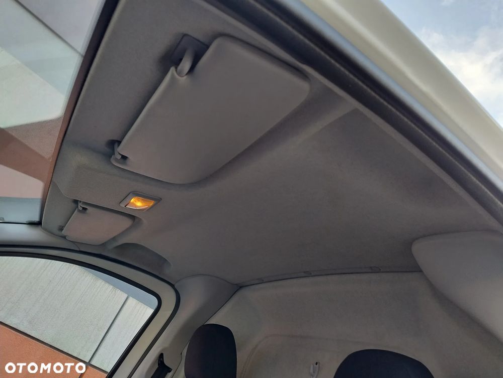 Fiat FIORINO 1.3 DIESEL (75KM) 5-BIEGÓW STAN IDEALNY KLIMATYZACJA 100% BEZWYPADKOWY ORYGINAŁ KM SERWIS NIE MA RDZY ! ! ! - 17