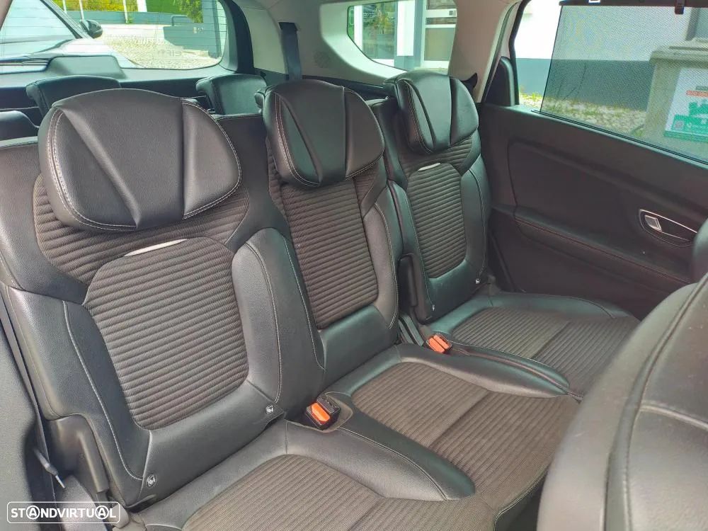 Renault Grand Scénic 1.5 dCi Bose Edition EDC SS - 36