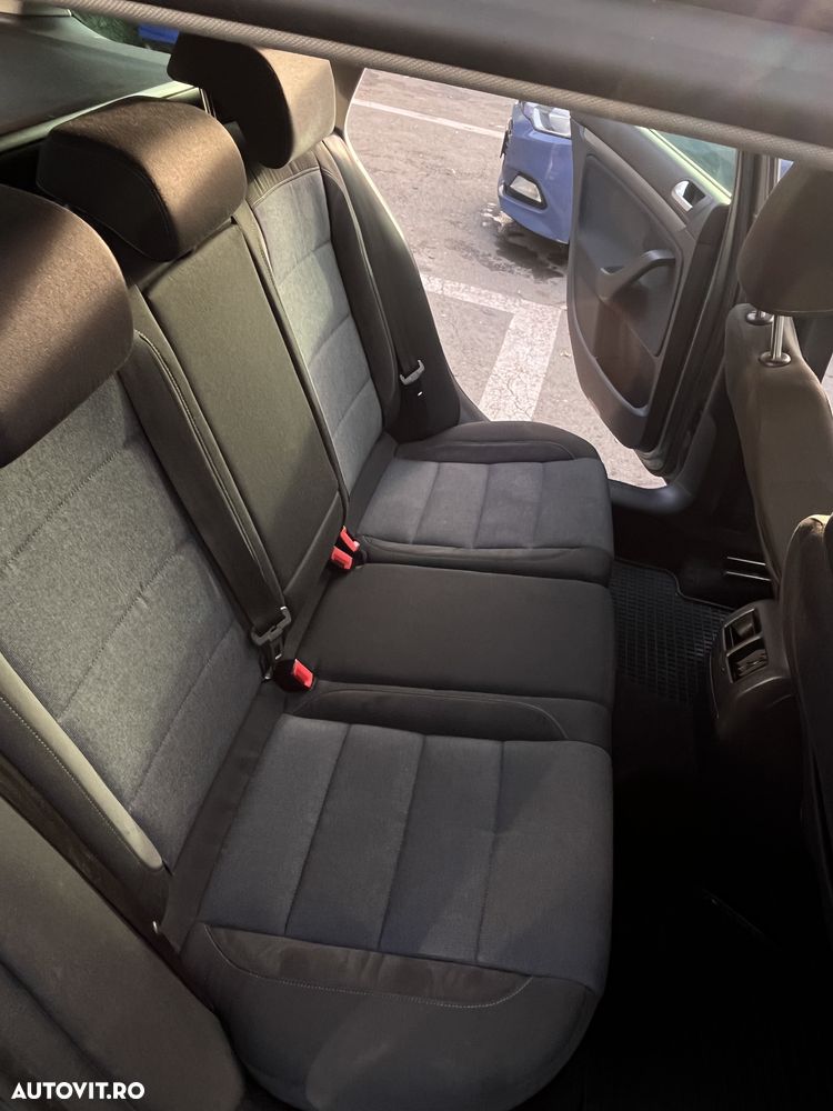 Volkswagen Golf 2.0 TDI DPF DSG Comfortline - 9