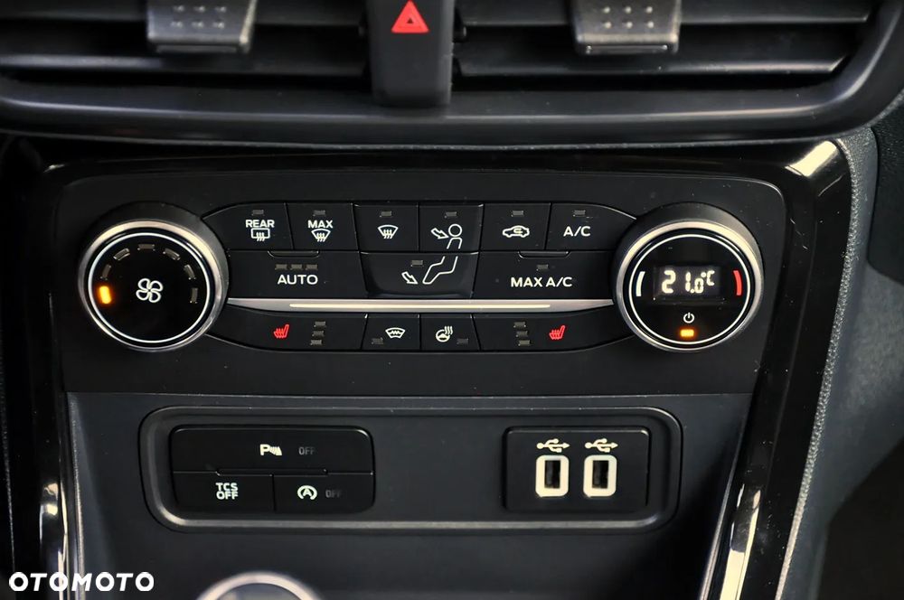 Ford EcoSport 1.0 EcoBoost TITANIUM X - 23