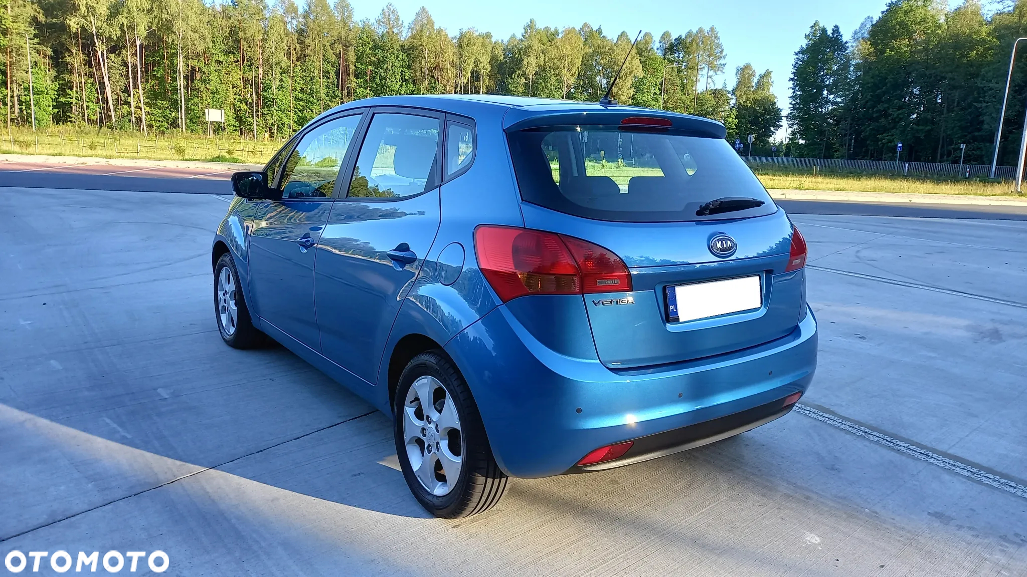 Kia Venga - 4
