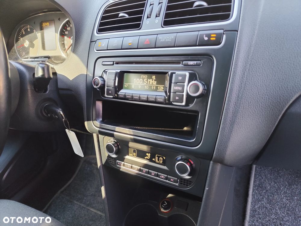 Volkswagen Polo 1.2 Comfortline - 27