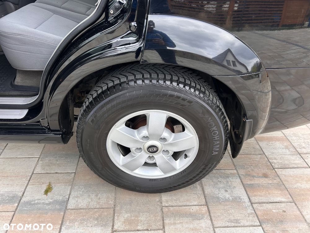 Kia Sorento 2.5 CRDi Escape + - 12