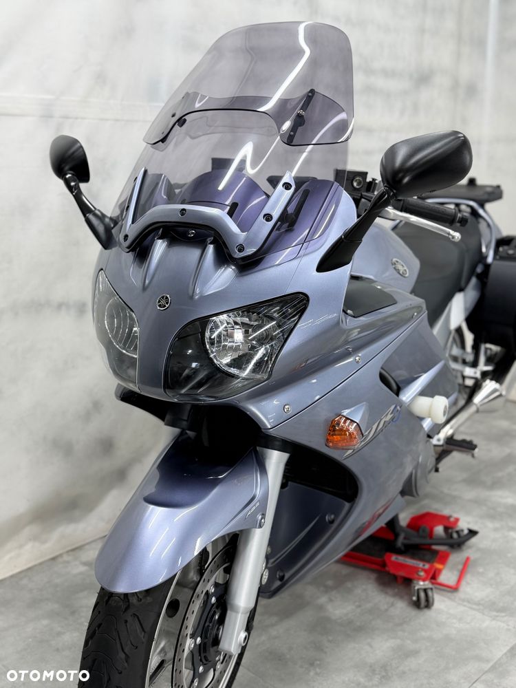 Yamaha FJR - 10