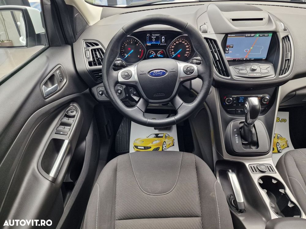 Ford Kuga - 11