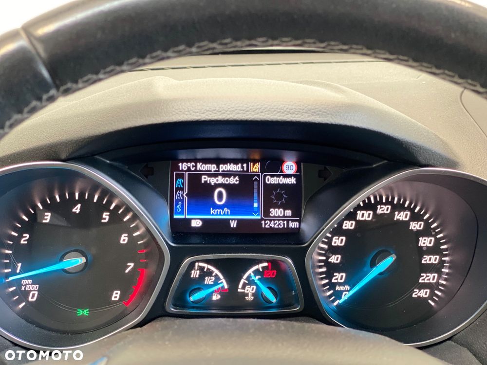 Ford Kuga 1.5 EcoBoost 2x4 Titanium - 26