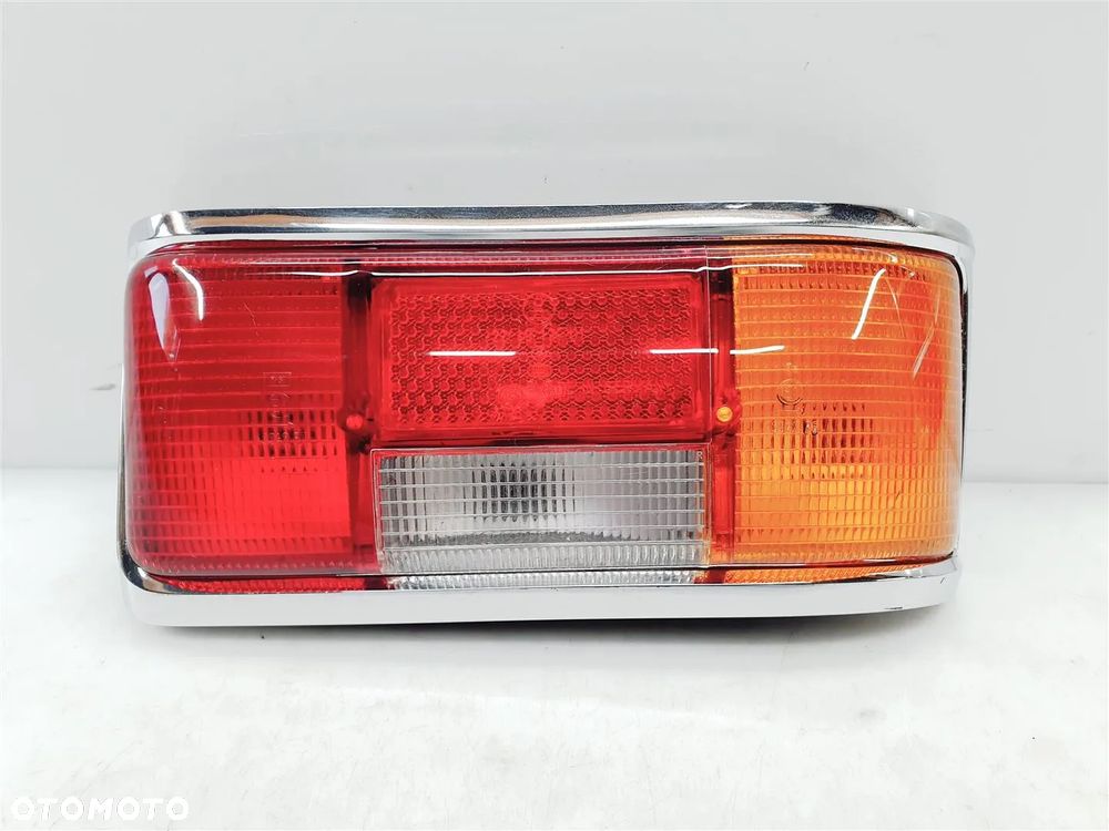 MERCEDES W114 W115 PRAWA LAMPA TYŁ ORYGINAŁ !!! - 1