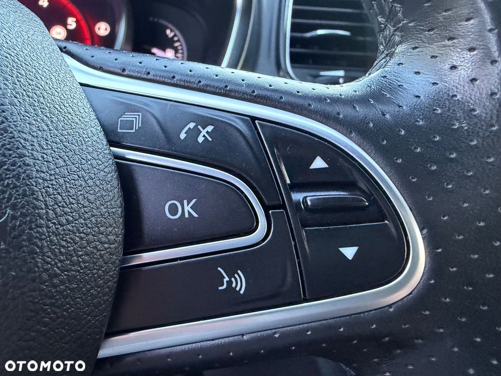 Renault Grand Scenic TCe 140 GPF EDC BLACK EDITION - 29