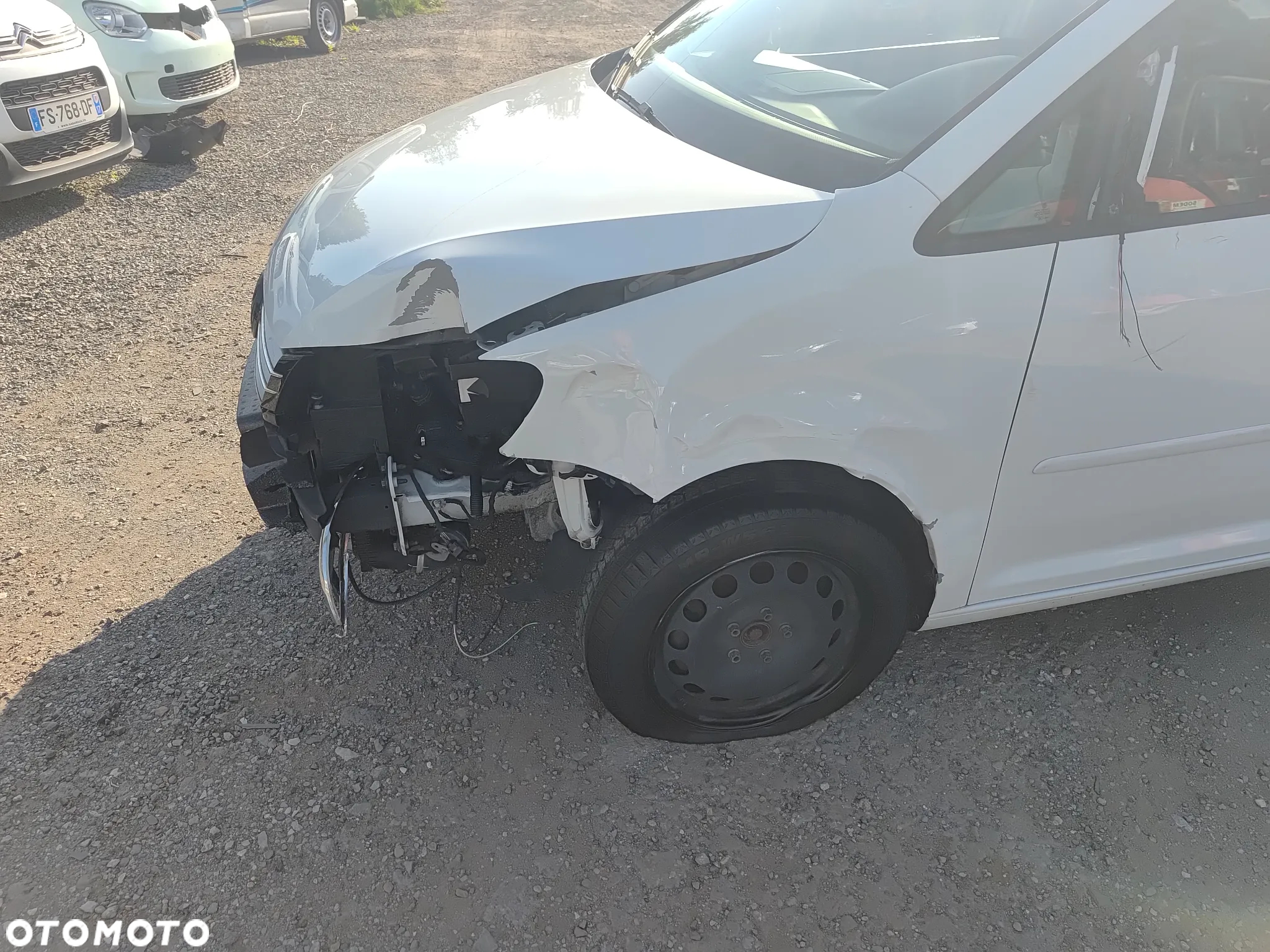 Volkswagen Touran 1.6 TDI DPF Comfortline - 12