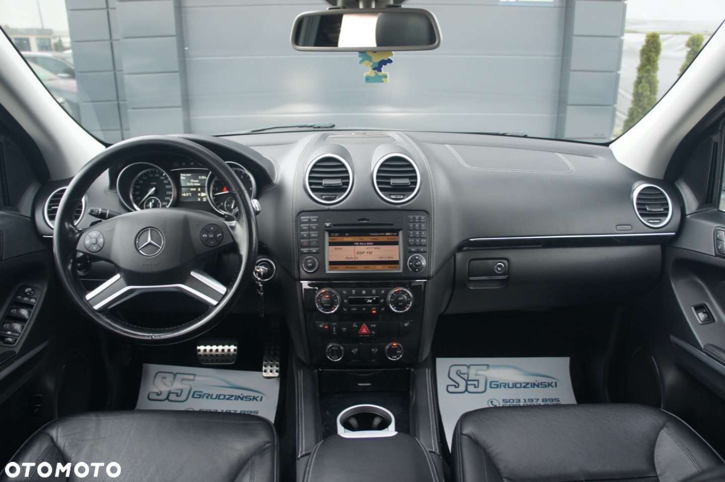 Mercedes-Benz GL - 8