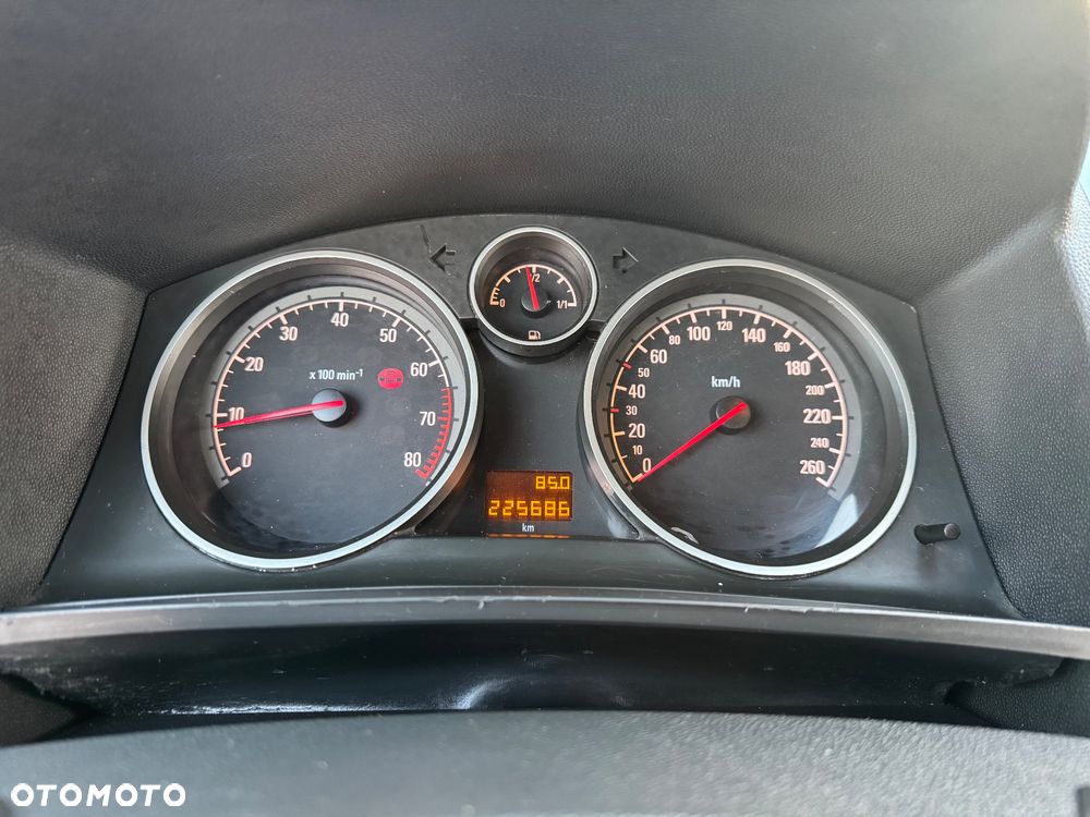 Opel Zafira - 18